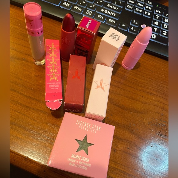 Jeffree Star Cosmetics Lipstick Eye Shadow Bundle Grave Digger Entrapment Nudes - Picture 1 of 7